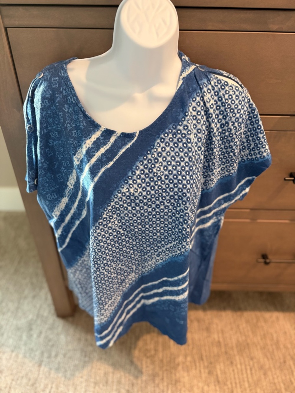 Chico's Blue Printed Short Sleeve Tunic